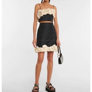 NWT ganni taffeta rose appliqué skirt